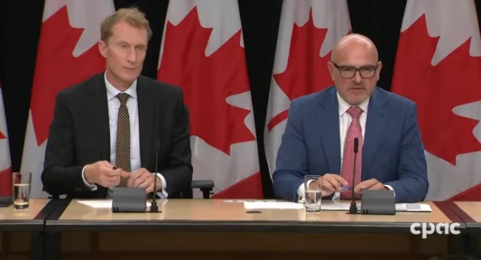 加拿大移民部长